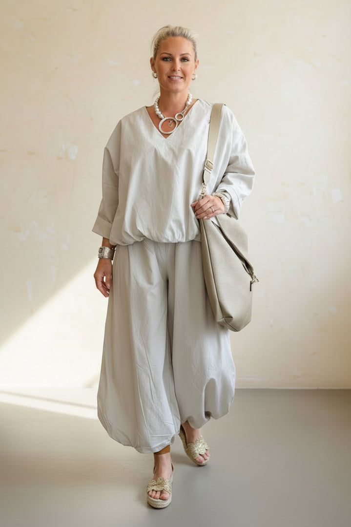 Bubble Front V Neck  Top