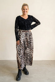 Velvet-Touch Animal Barrel Trousers