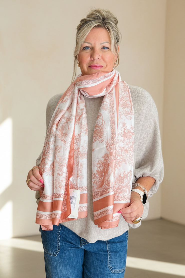 Le trompe-l'œil Silk Scarf