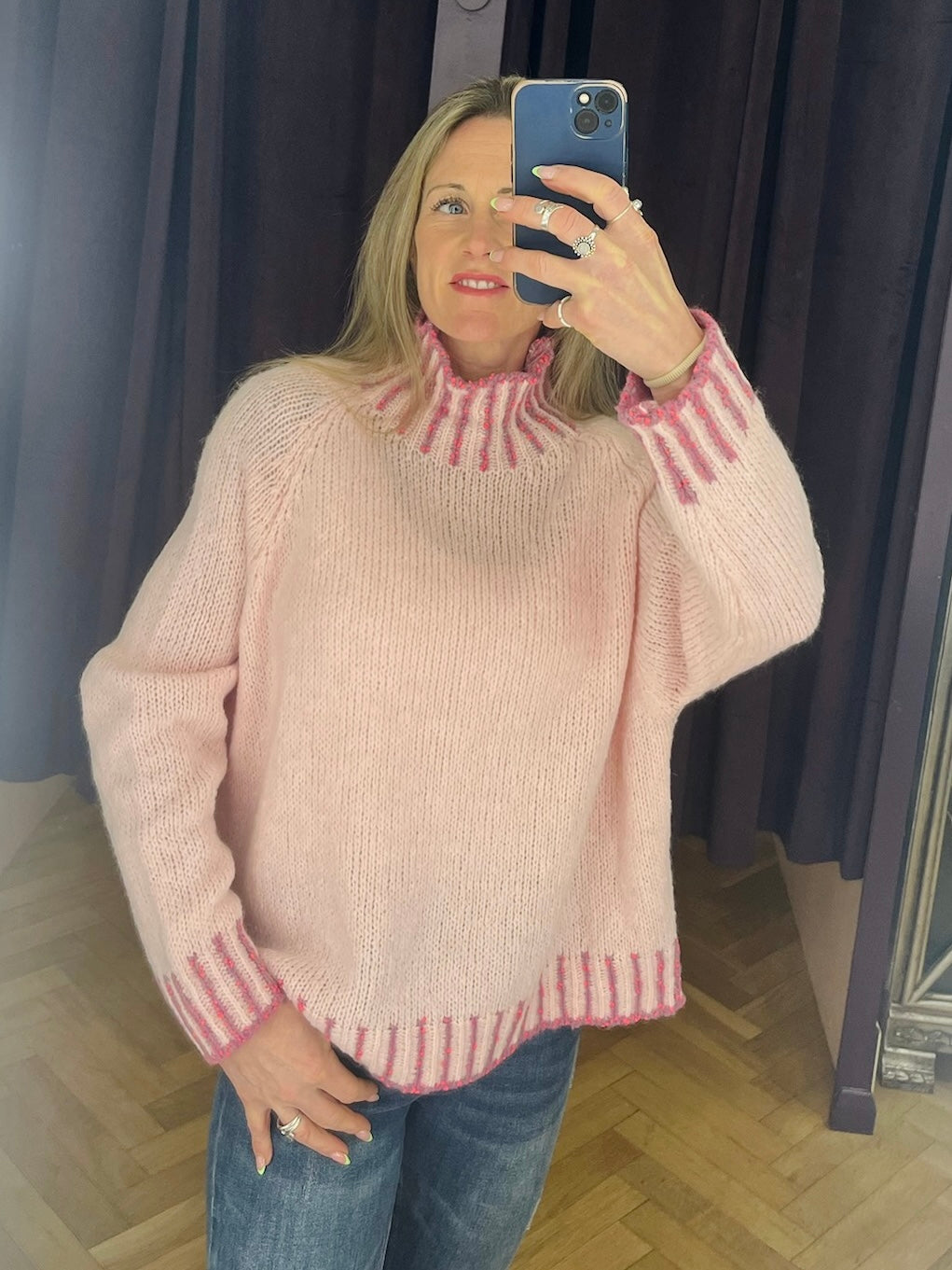 Contrast 'Hand Knit" jumper - Straight Hem