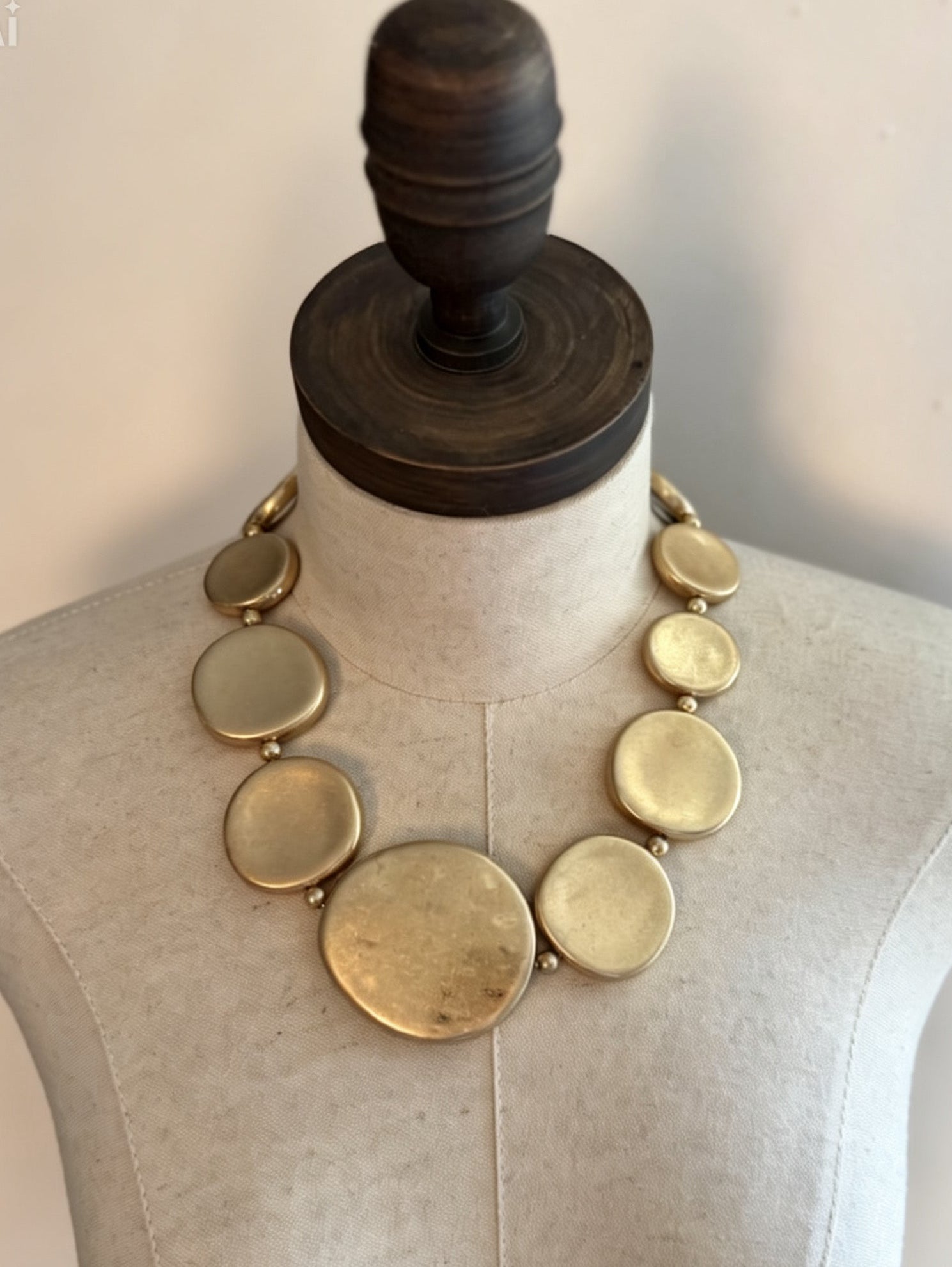 Short Necklace Collection