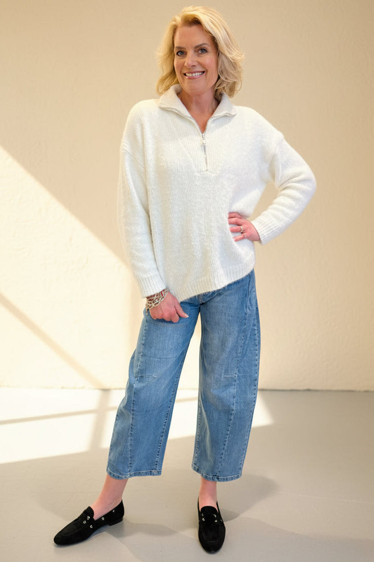 High Waisted Barrell Jeans