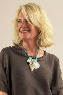 Summer Sea Shell Necklace Collection