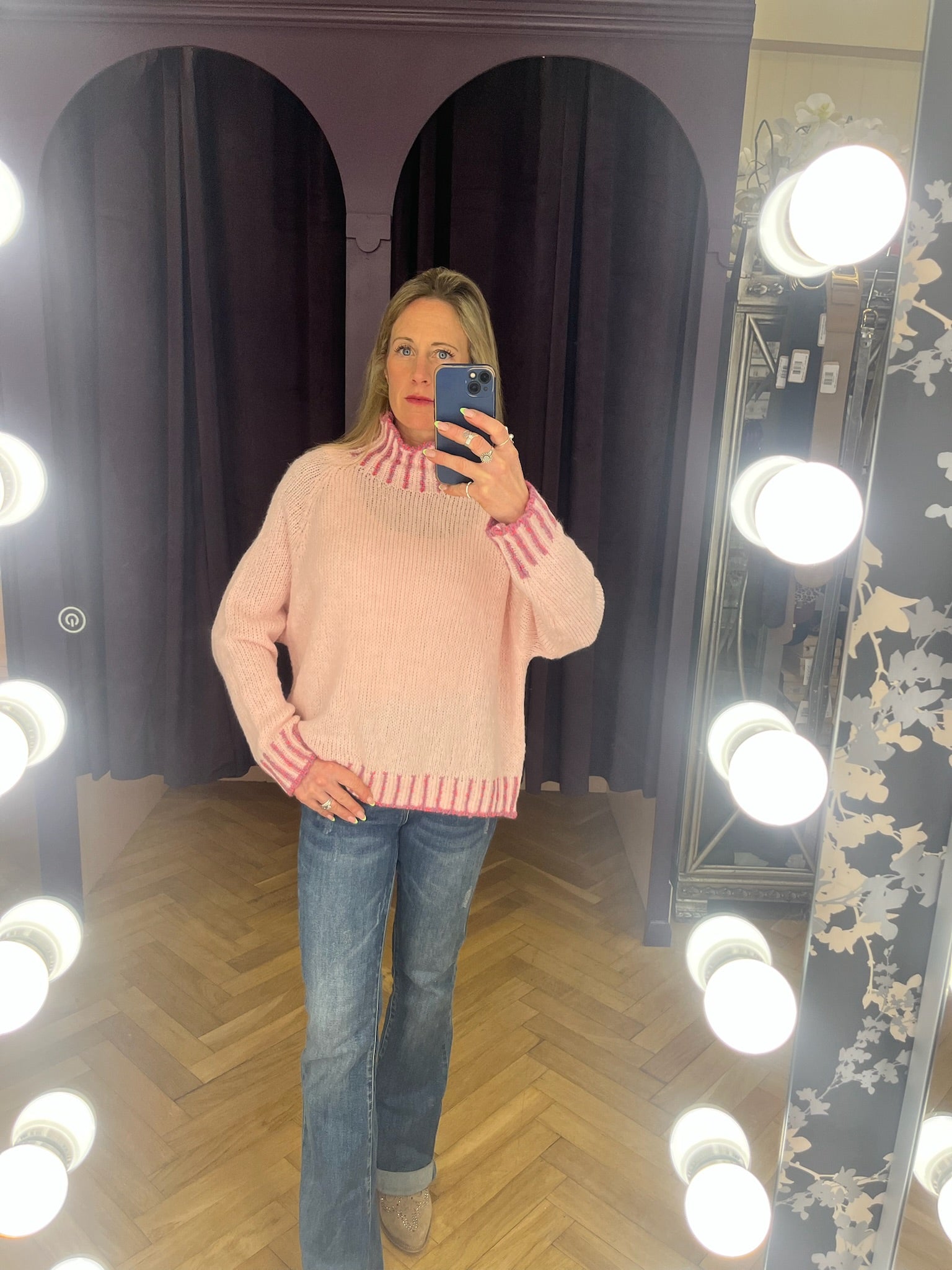 Contrast 'Hand Knit" jumper - Straight Hem