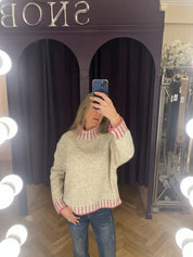 Contrast 'Hand Knit" jumper - Straight Hem