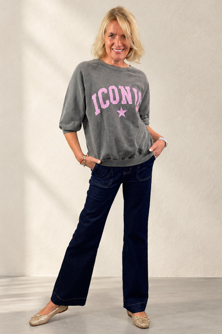 Patch Pocket Wide Leg Jeans