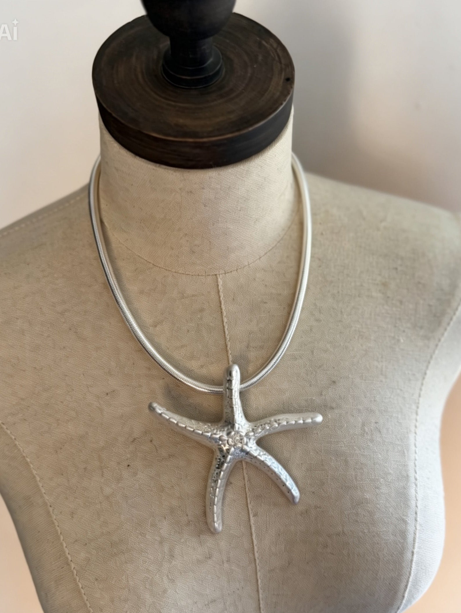 Short Necklace Collection