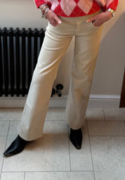 High Waisted Pull on Jeans