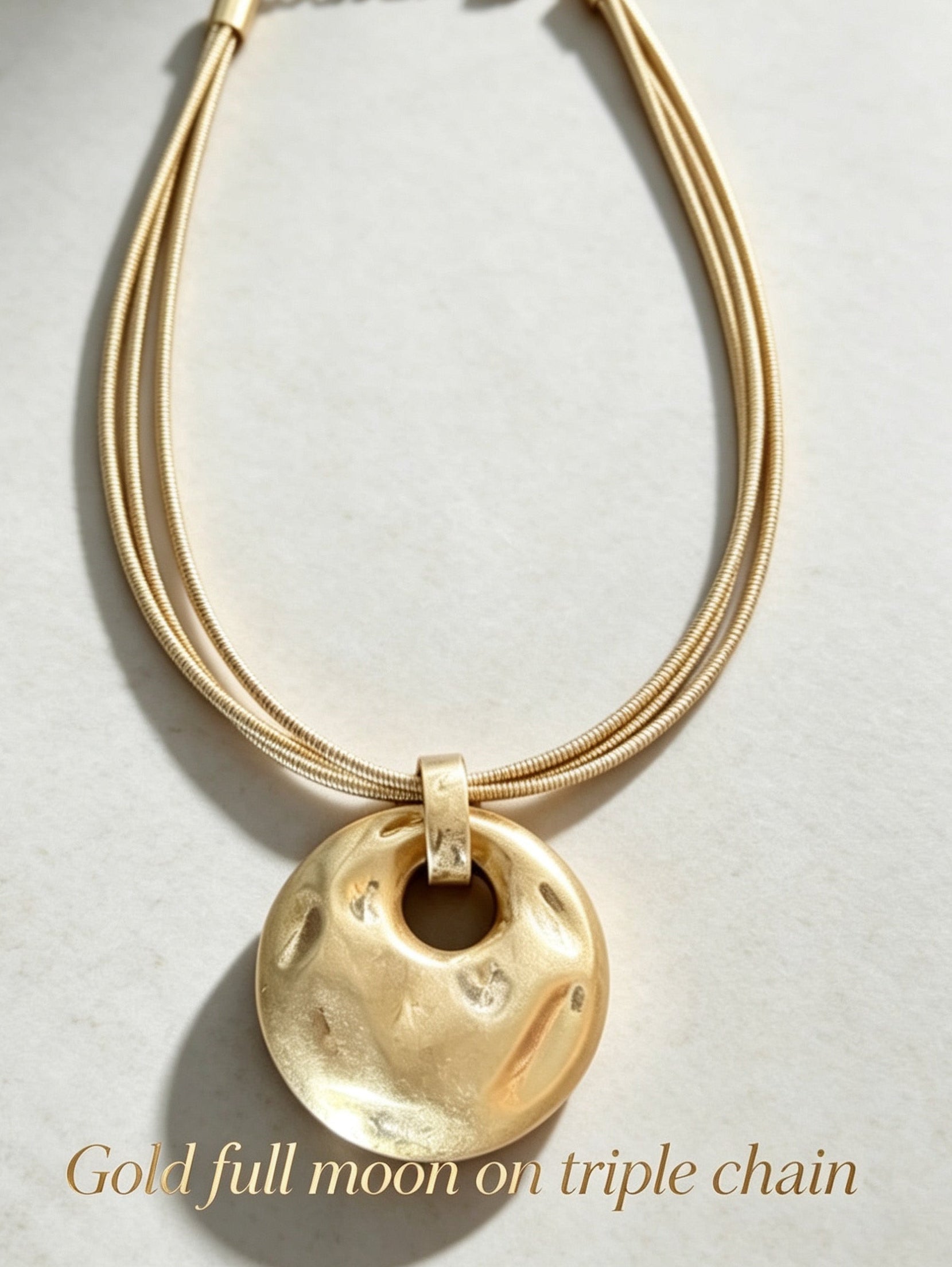 Short Necklace Collection