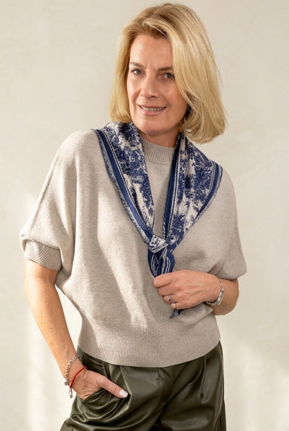 Willow Pattern Triangle Neckerchief