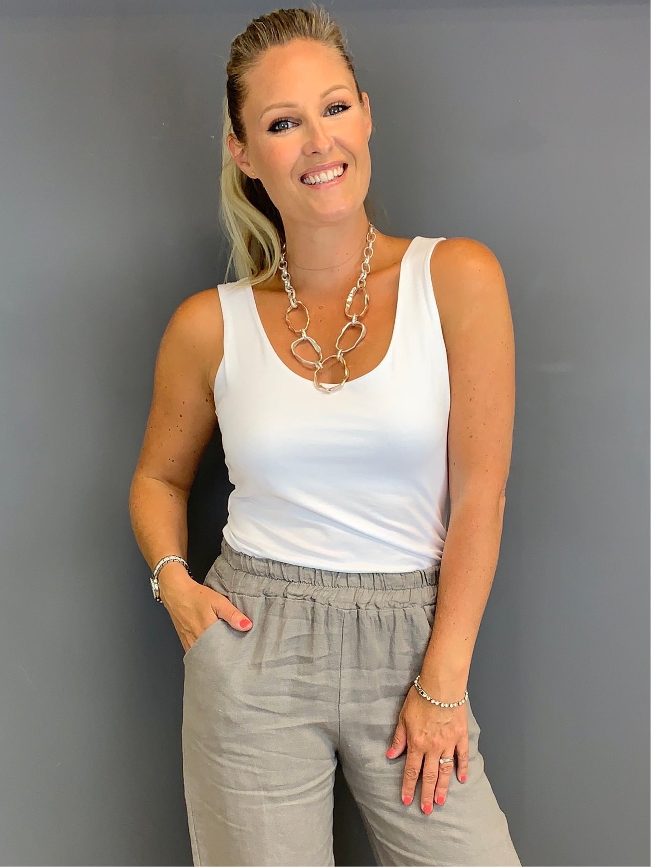 Snob Basics Plain Vest