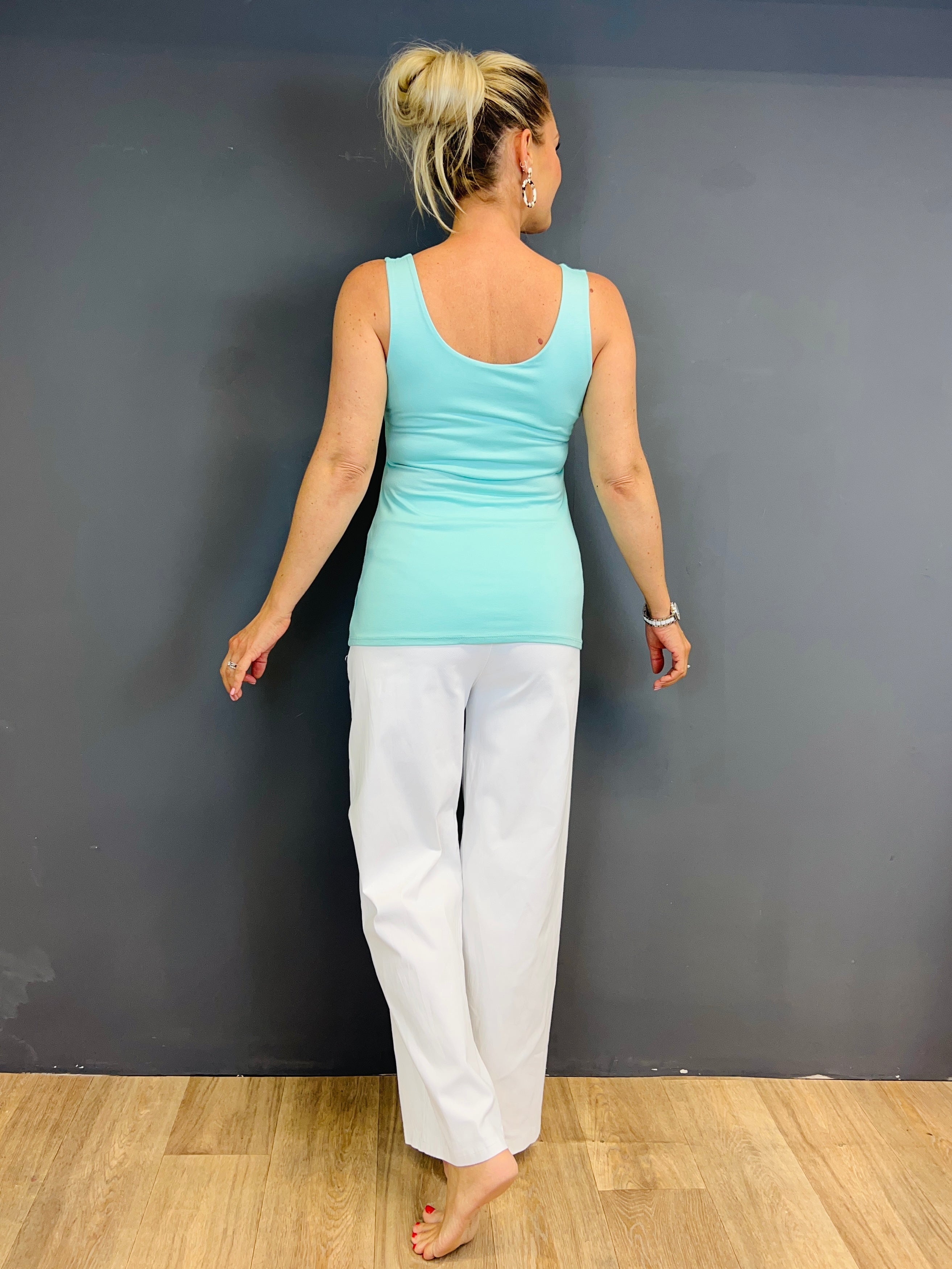 Snob Basics Plain Vest